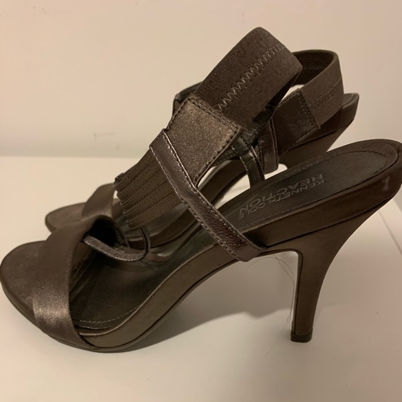 Kenneth Cole Reaction Heels - Picture 2 of 2
